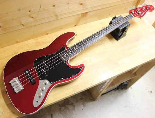 相模原市のお客様より中古エレキベース「Fender Japan Aerodyne Jazz Bass」を買取させて頂きました。